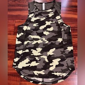 Lululemon Sculpt Camo color Sweat-wicking fabric tank top. Gentle used
